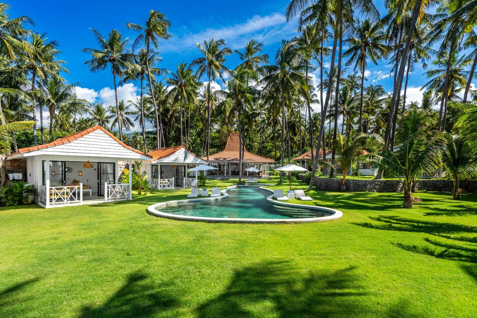 Senang Resort Tianyar Exterior photo